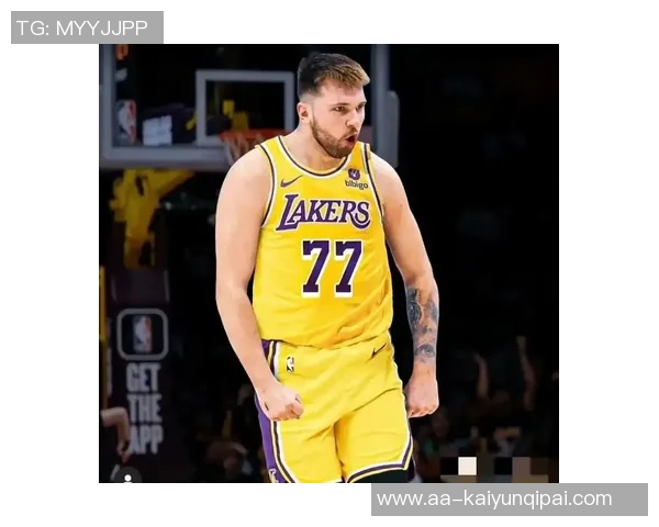 东契奇湖人首季已达17场3055追平浓眉仅用35场表现惊艳