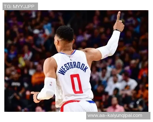 卢指导盛赞保罗称其为历史前六控球后卫之一入选名人堂实至名归