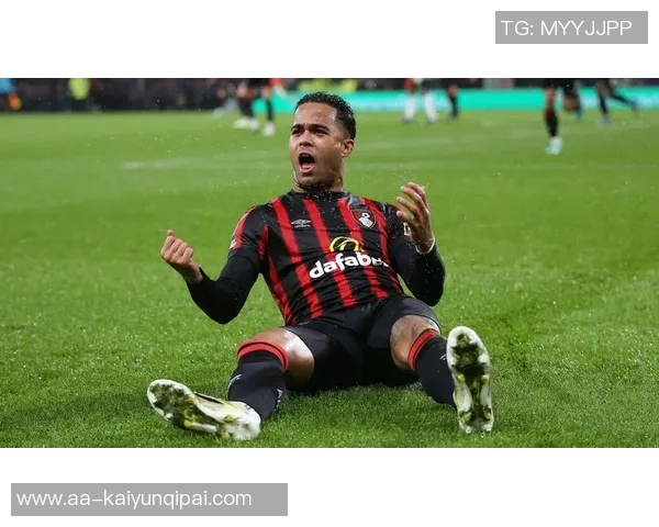 樱桃炸弹熄火伯恩茅斯英超11轮未尝胜绩全队重组计划启动