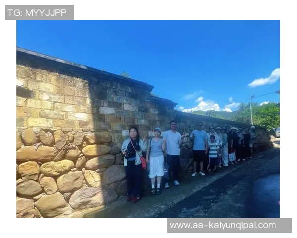 热火队友团建活动希罗分享游艇出海欢乐瞬间 热火队友团建活动希罗分享游艇出海欢乐瞬间