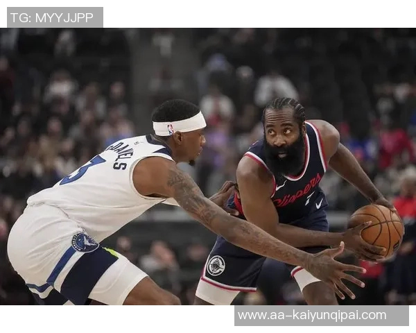 船记：科林斯或将交易至森林狼助力哈登与兰德尔联手提升球队竞争力