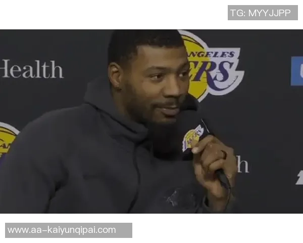 斯玛特谈对老鹰的比赛每个回合都全力以赴如同最后一回合 斯玛特谈对老鹰的比赛每个回合都全力以赴如同最后一回合